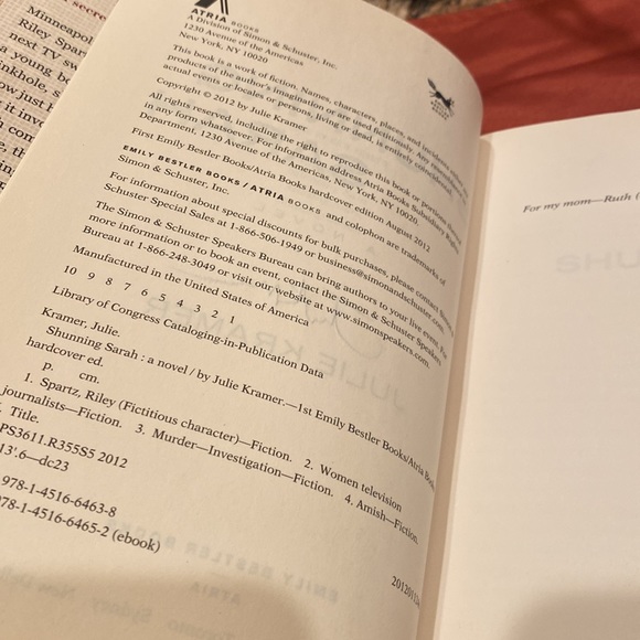 Autographed 1st Edition Book Shunning Sarah By Author Julie Kramer - Picture 4 of 5